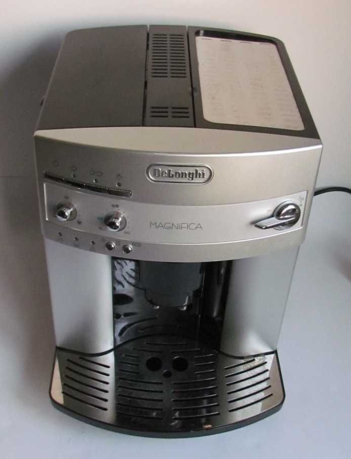 Ekspres do kawy DeLonghi Magnifica