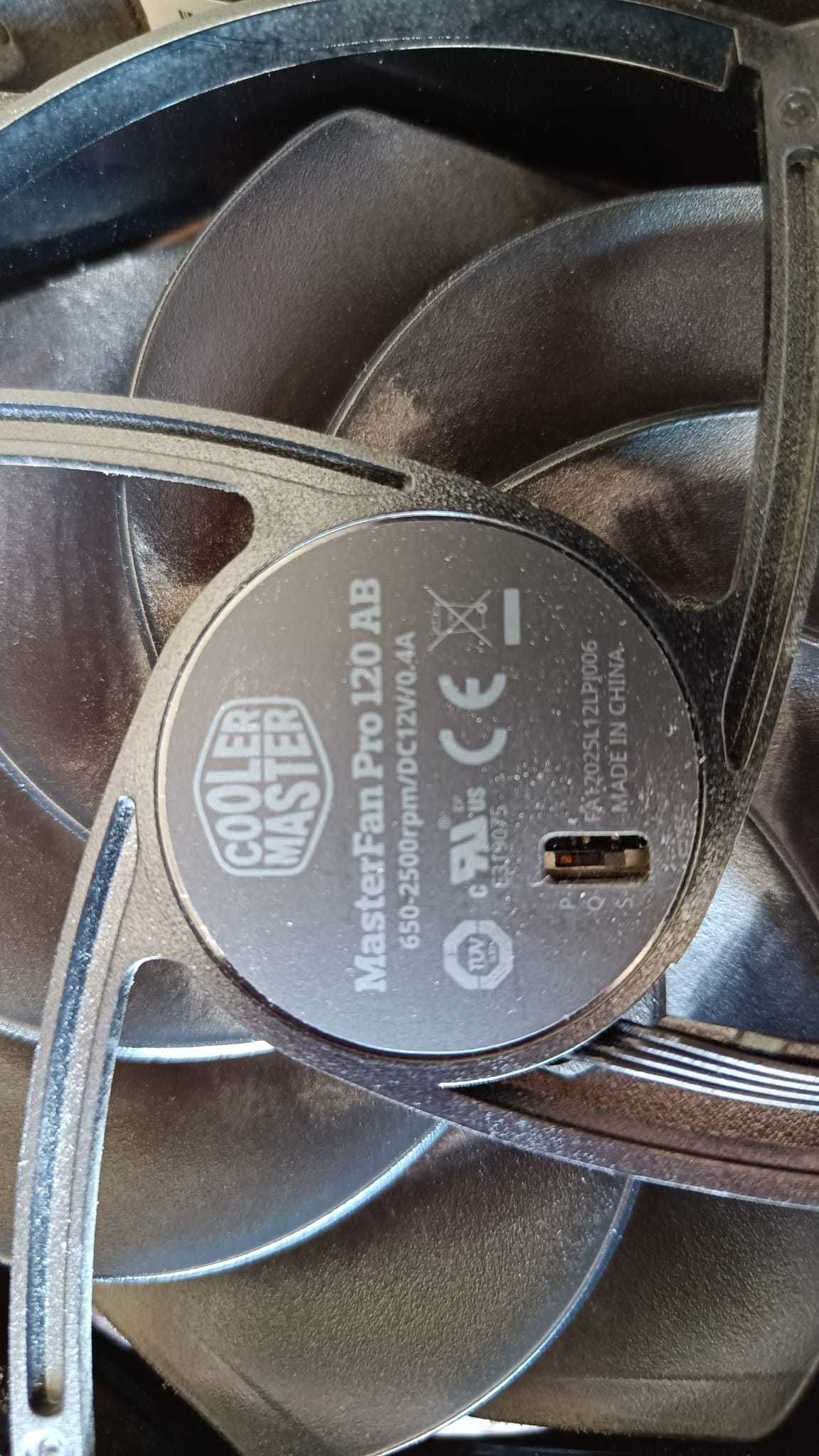 2 ventoinhas MasterFan Pro 120 Air Balance