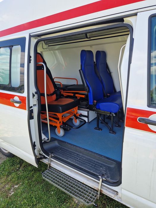 Vw transporter 2015 4motion ambulance karetka 4x4 syncro t6 t5 ambulan