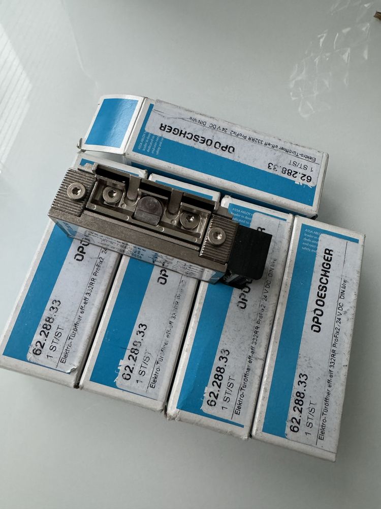 Elektrozaczepy do drzwi ewakuacyjnych i przeciwpożarowych