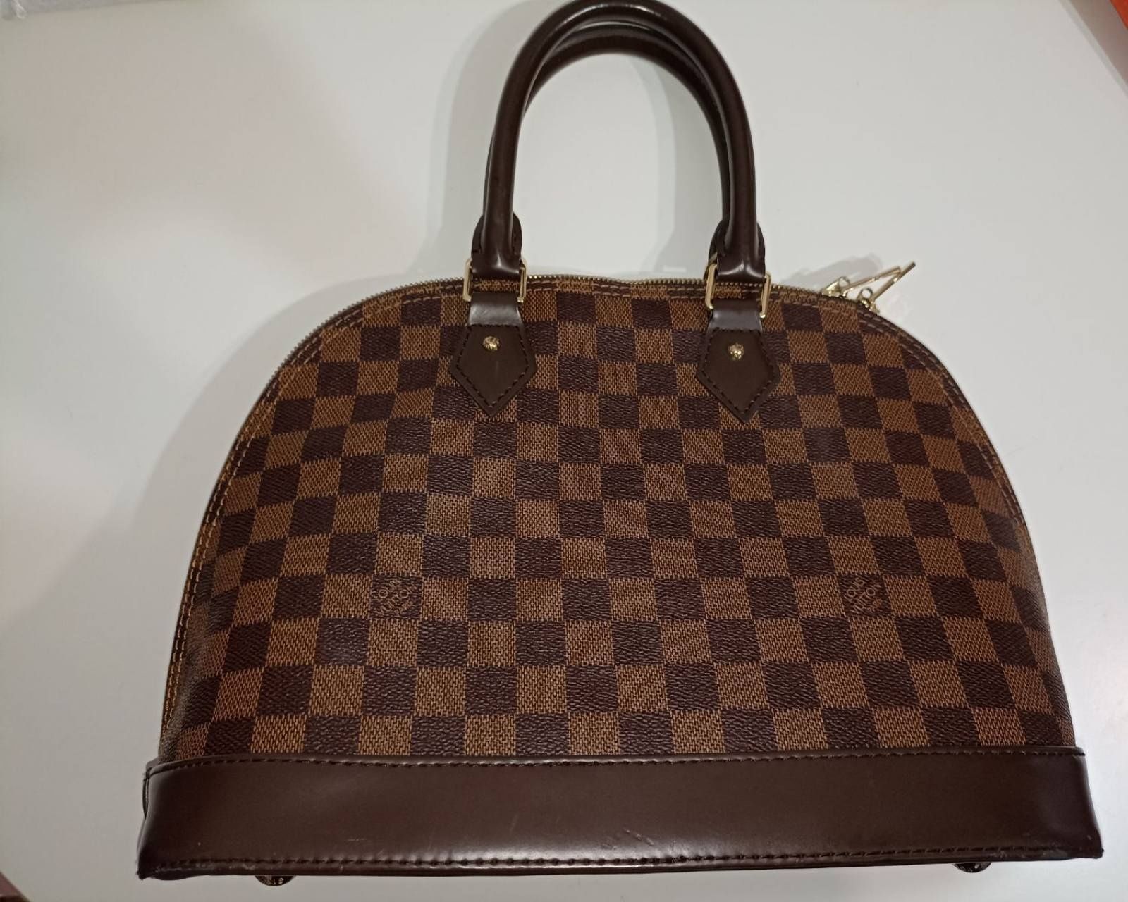 Стильна сумочка Louis Vuitton