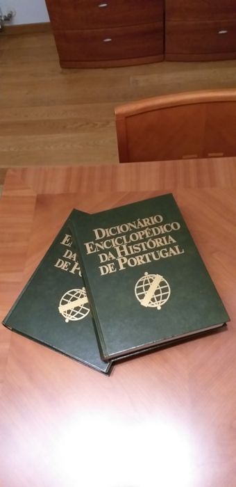 Dicionário Enciclopédico da História de Portugal