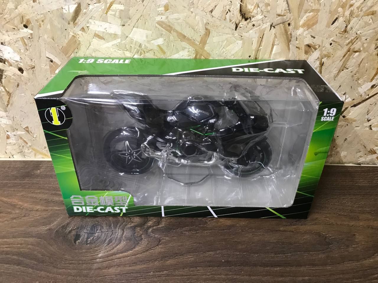 Колекційна Модель мотоцикла "Kawasaki Ninja H2R"