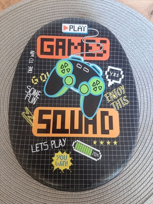 Piórnik bez wyposażenia