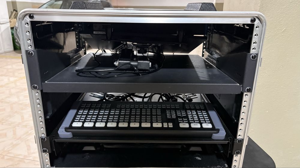 Rack completa Blackmagic Atem Mini Extreme Iso