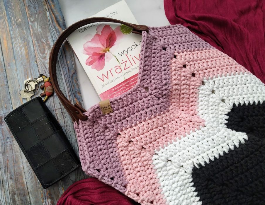 Torebka Tulipan ze sznurka bawełnianego.100 % handmade.