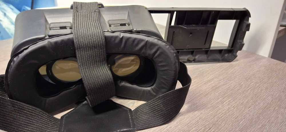 Окуляри віртуальної реальності