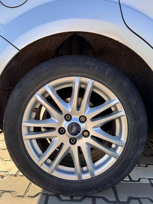 Ford Focus 2008 • 1.6 Duratec • автомат • комфортний міський хетчбек