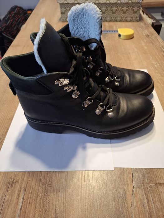 Кожаные ботинки р.38