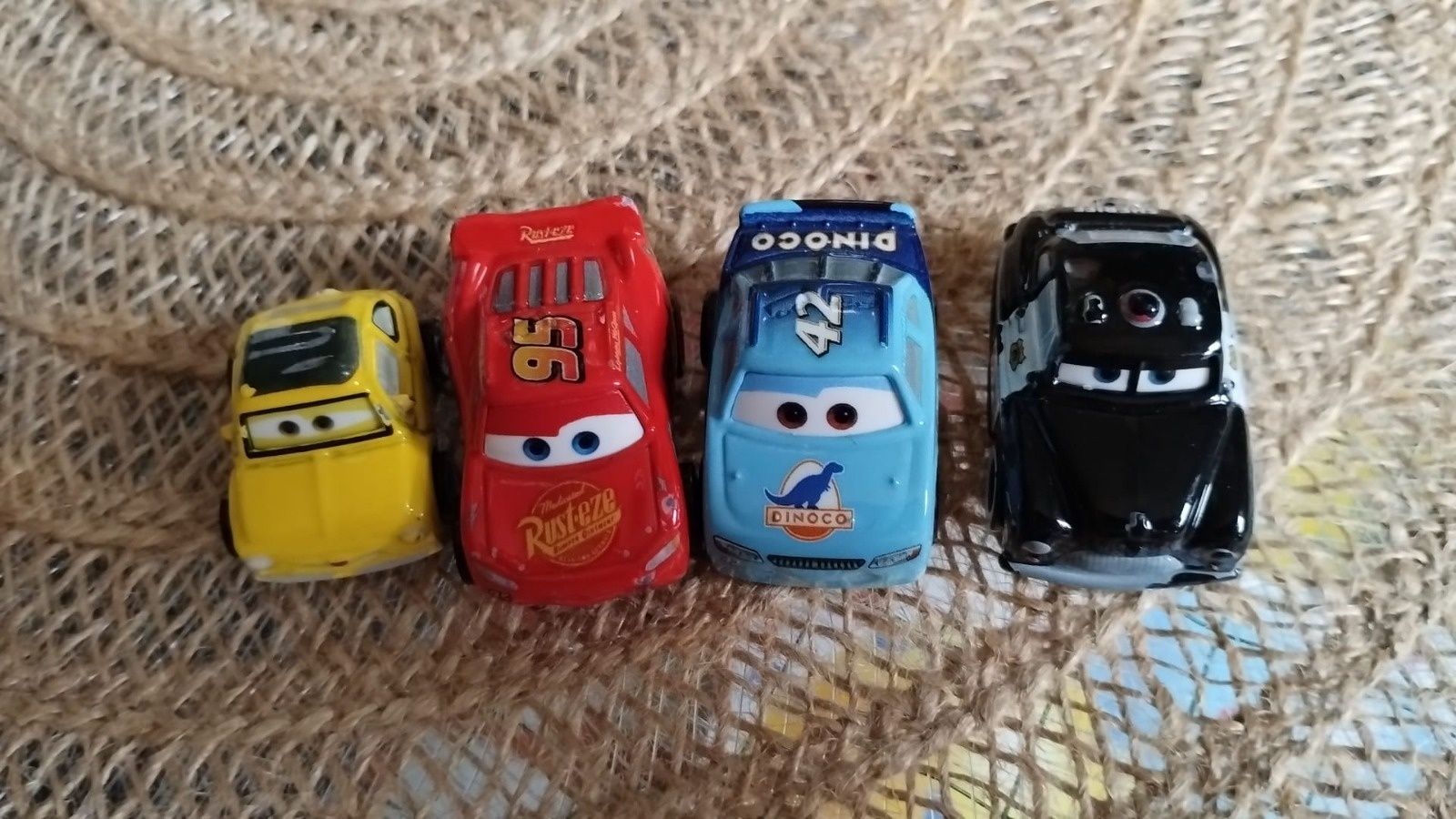 Auta Cars Disney Pixar zestaw miniaturek