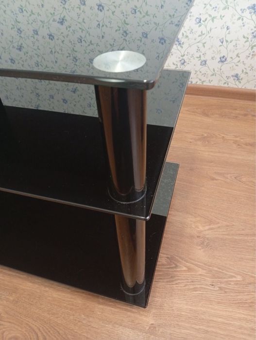 Продам тумбу под TV