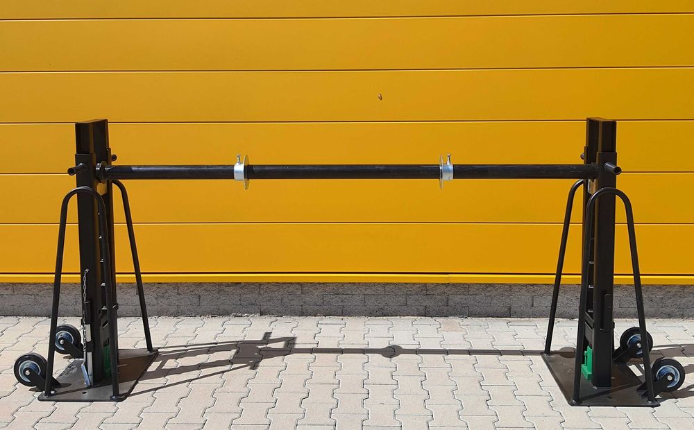 Wynajem podnośników do bębnów kablowych 5 i 8 t, podpory łożyskowalne