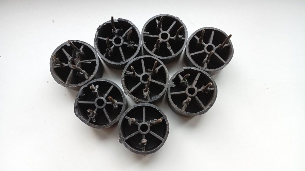 Ножки пластиковые для мебели ссср