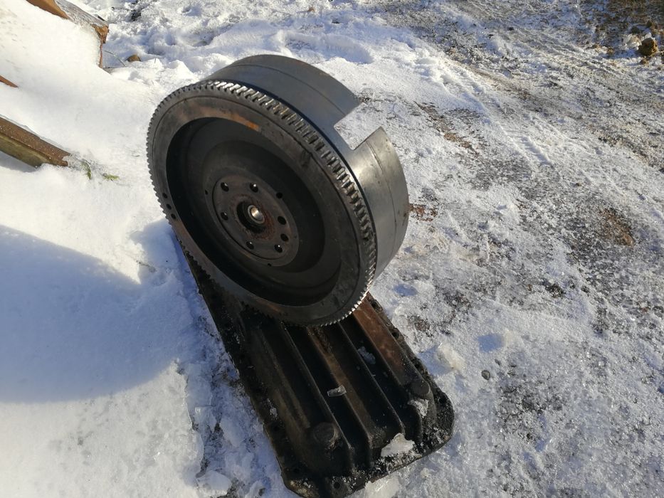 Ursus c 360 3p koło zamachowe /c 355 c4011 c330/