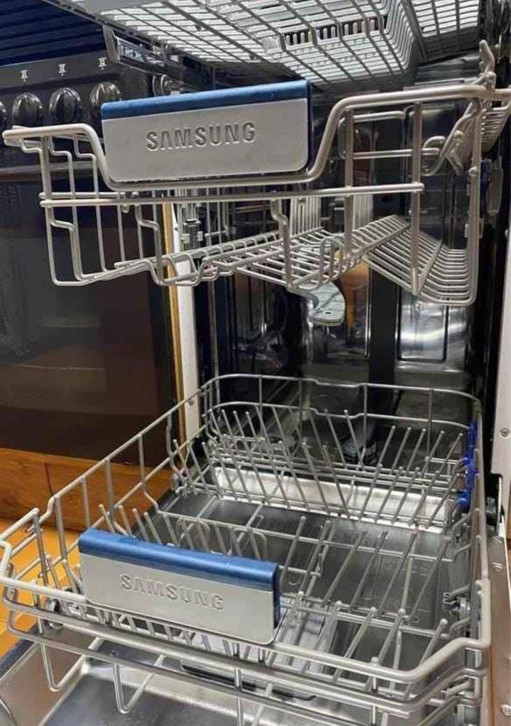 Máquina de Lavar Loiça Samsung Dw50R4070Fw