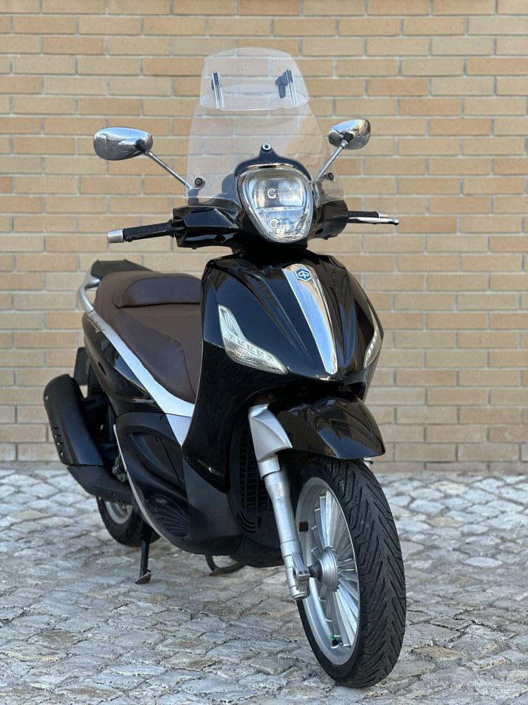 Scooter PIAGGIO BEVERLY 300cc