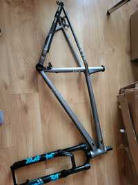 Commencal meta HT AM rama xl enduro ht z fox 34 29er (trek giant cube)