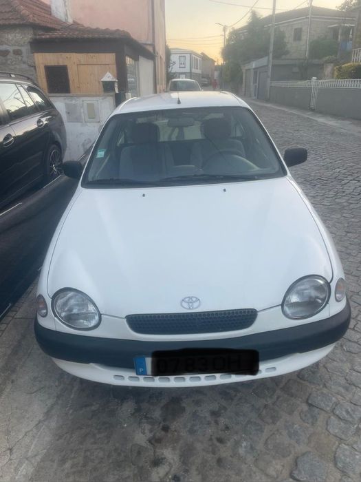 Toyota Corolla starvan 2.0