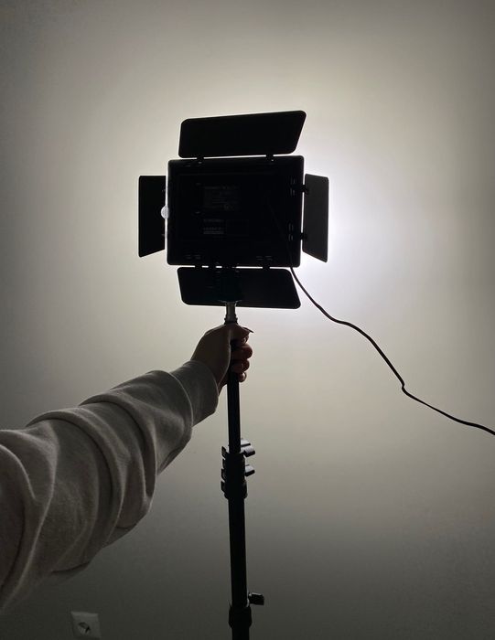 Led освітлювач Yongnuo 300 III зі штативом і  шнуром, повний комплект