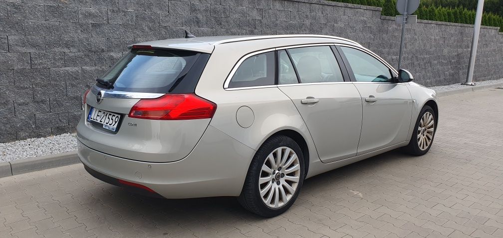 Opel Insignia 2.0 CDTI 130KM. Bezwypadkowy! Długie opłaty. Stan BDB.