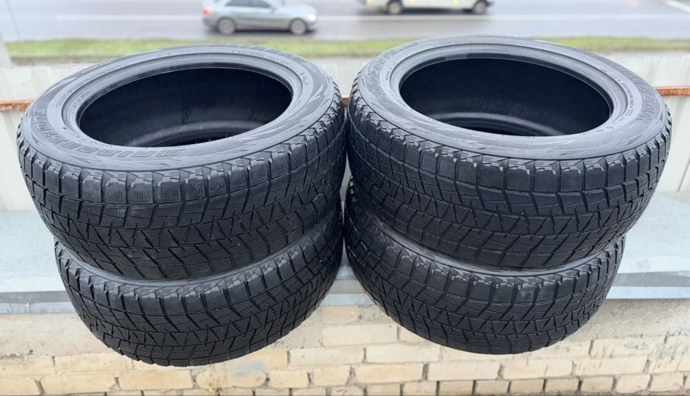 Продам шини BRIDGESTONE BLIZZAK 285/50/20