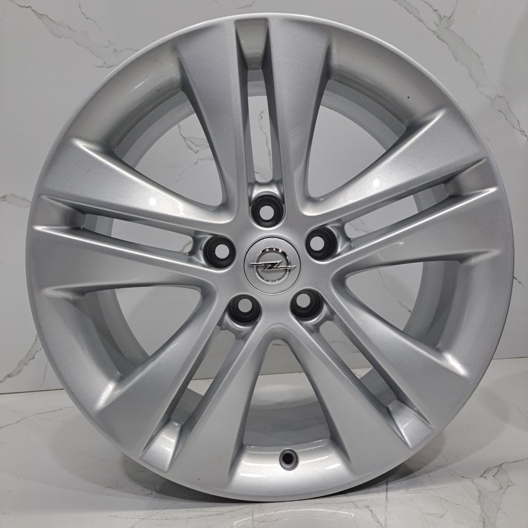 Jantes 18" originais Opel Astra J Zafira C 5x115