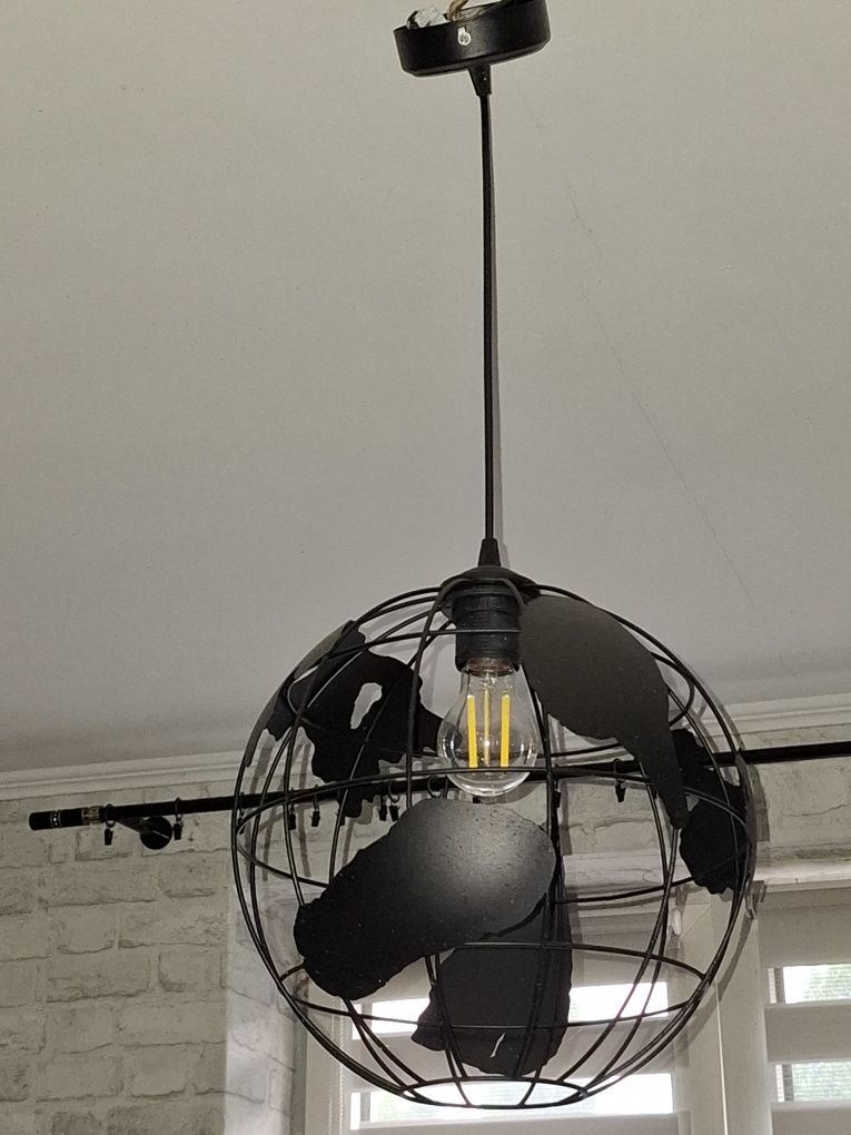 Sprzedam lampę sufitową globus