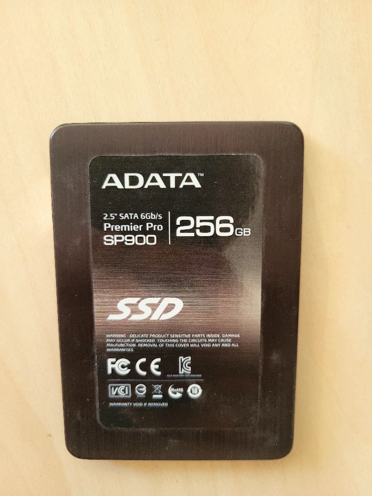 Dysk SSD Adata Premier Pro SP900 256GB 2,5" SATA III