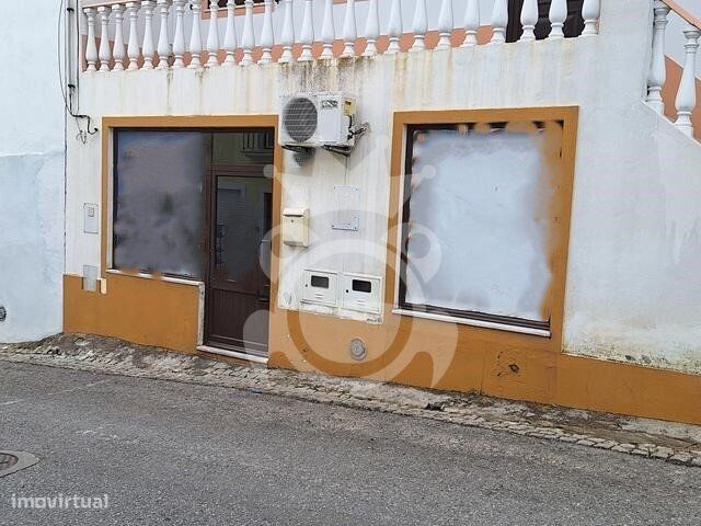 Imóvel de Comércio e Serviços