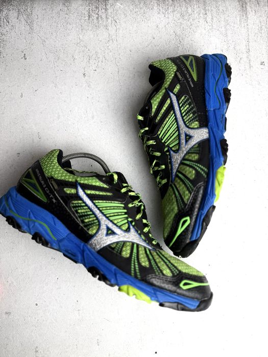 Кросівки чоловічі Mizuno Wave Mujin 3 GTX 43(28)