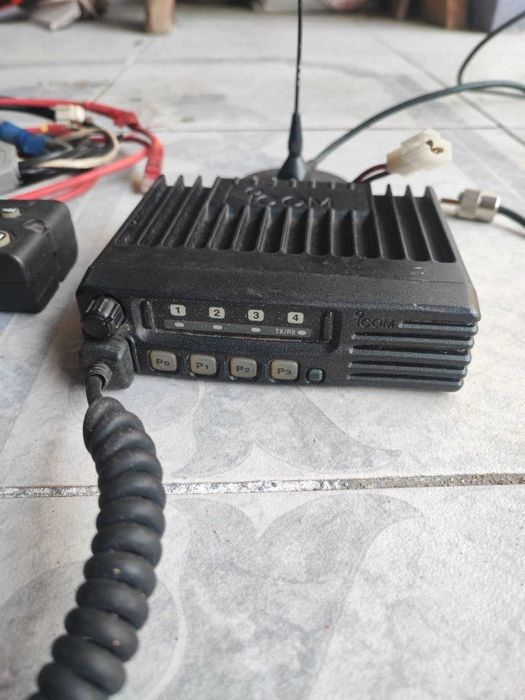 Продам автомобільну рацію ( після таксі )