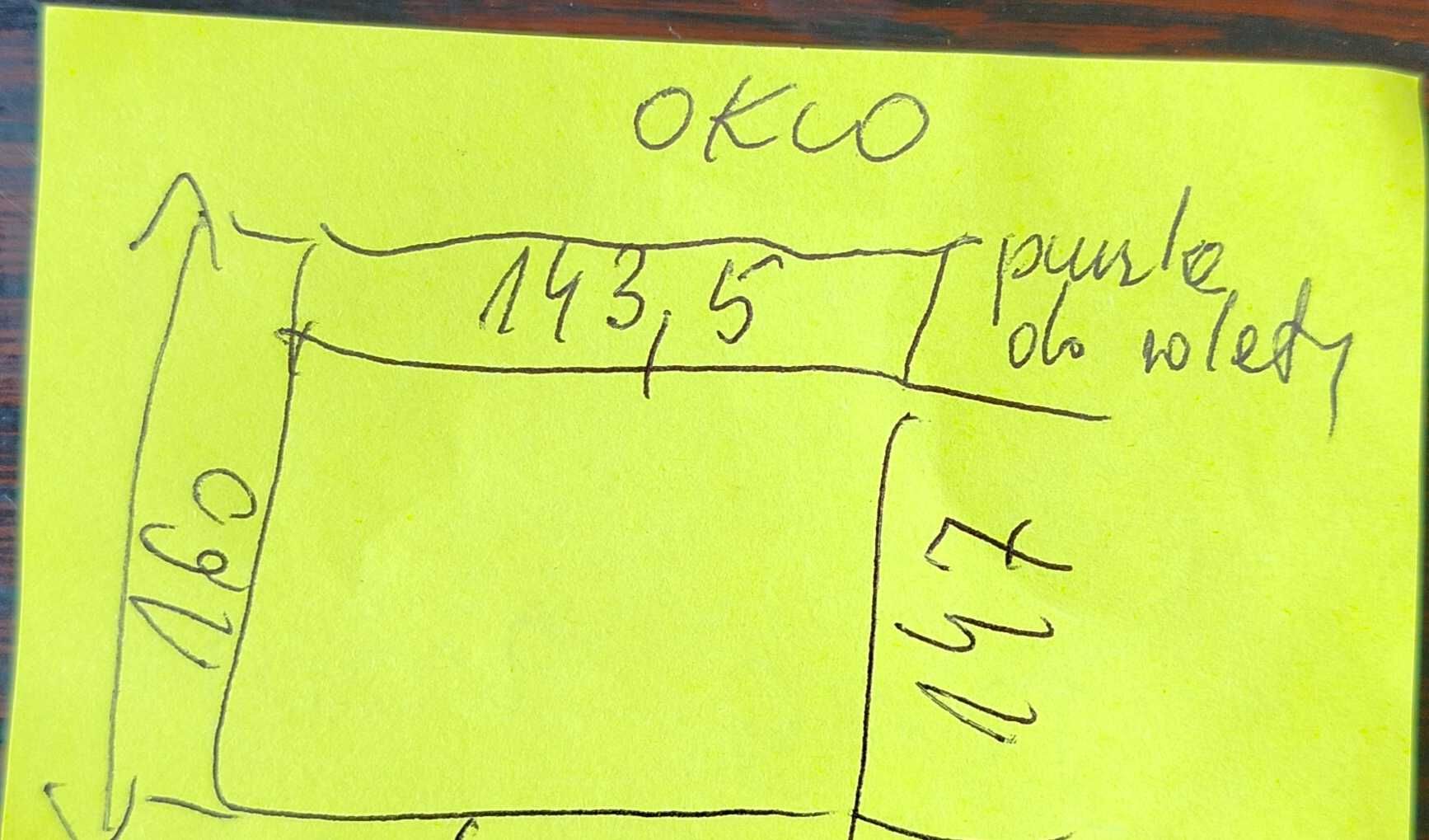 Okno z roletą otwierane