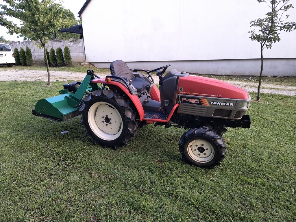 Traktorek yanmar 4x4 sadowniczy z kosiarką bijakową wspomaganie
