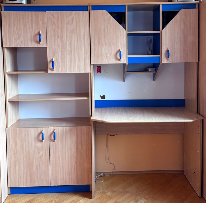 Zestaw mebli młodzieżowych