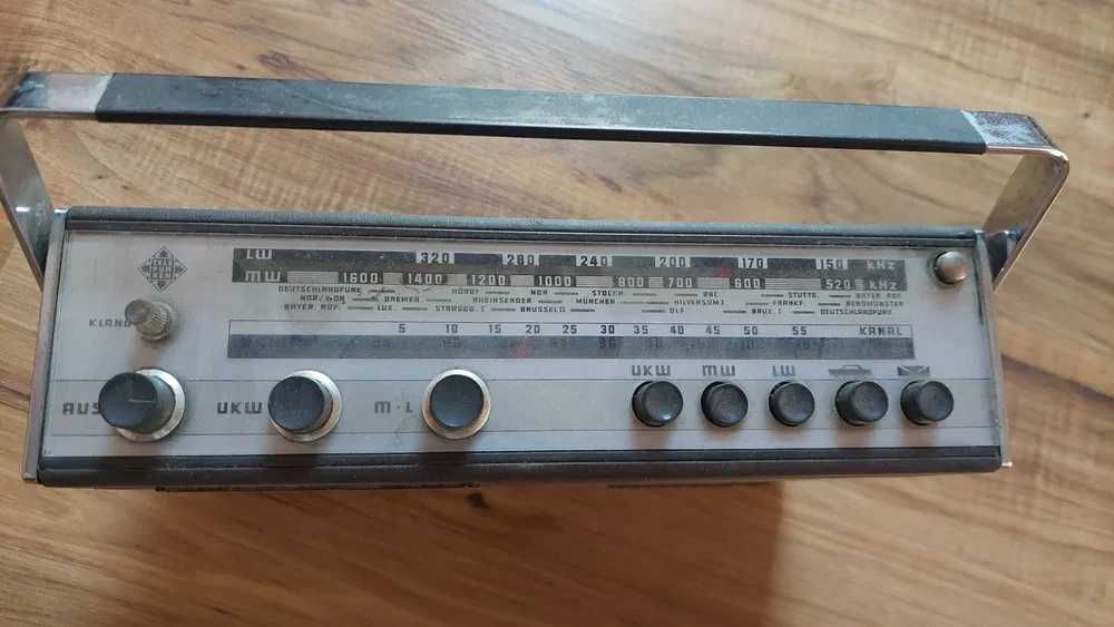 Radio Telefunken PRL przenośne na baterie głośnik