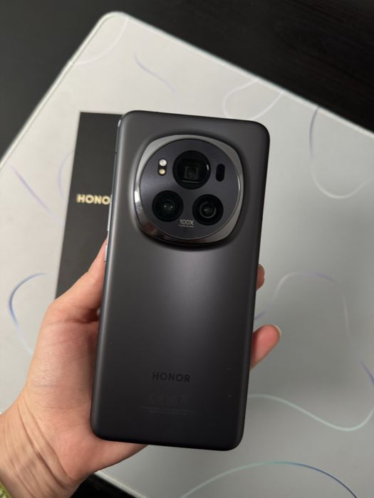 Honor Magic 6Pro em excelente estado