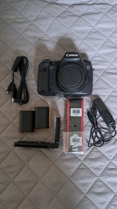 Canon 6D z akcesoriami