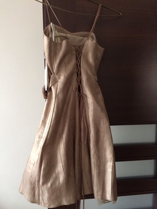 Sukienka na karnawał wieczorowa złota Nowa Piqro Collection