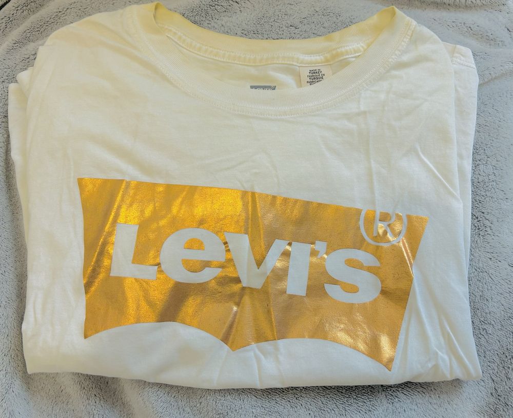 Koszulka zloty nadruk  Levis