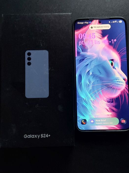 Samsung Galaxy s24+ plus dodatkowo Samsung watch 7 LTE