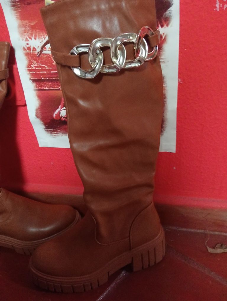 Botas militares muito bom andar