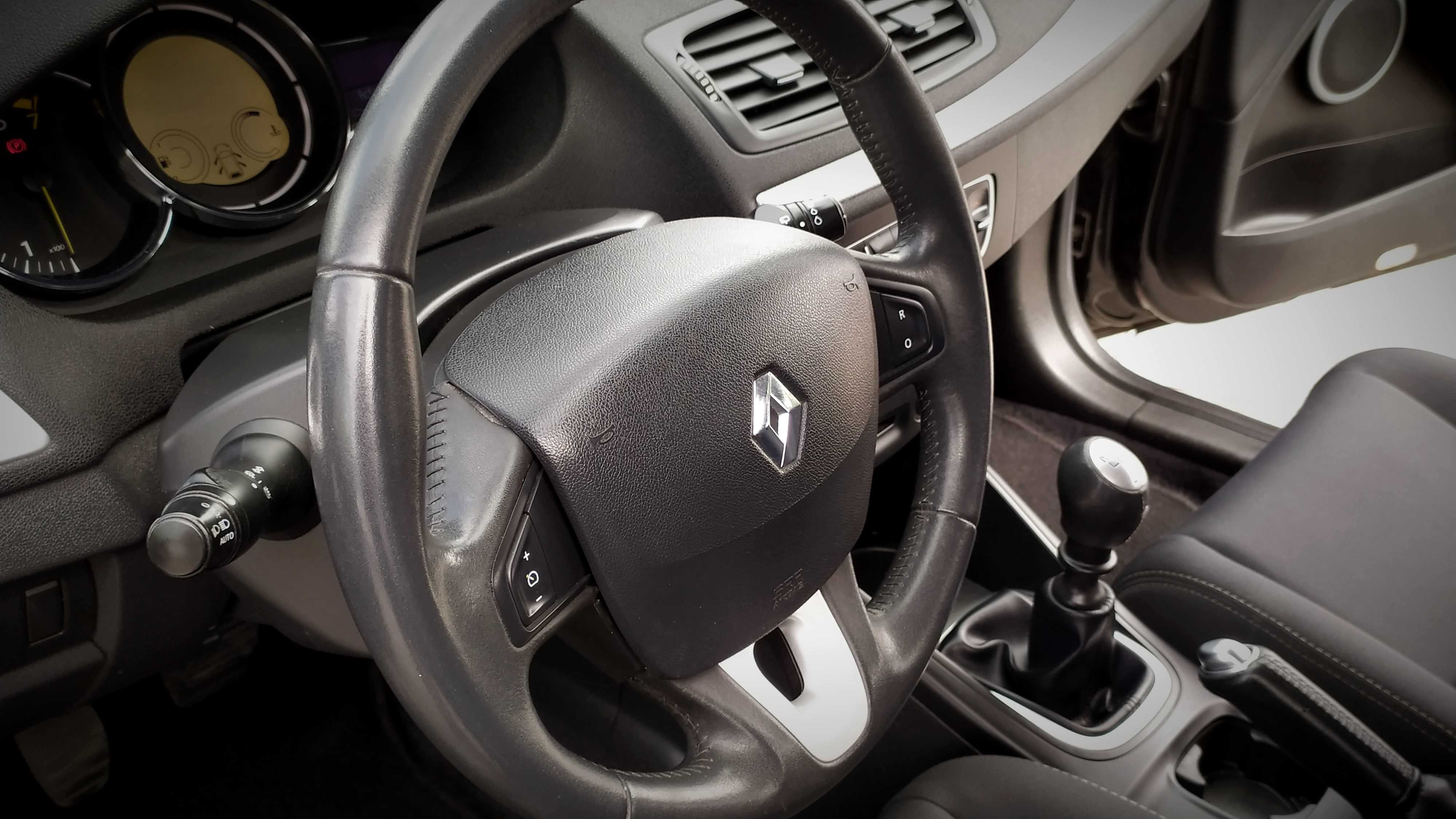 Renault Megane 1,6 Mpi бензин Максимальна комплектація. розмитнений