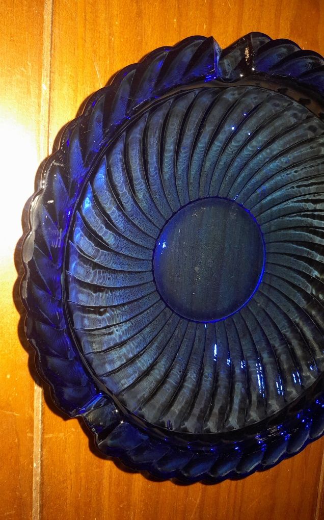 Cinzeiro azul escuro