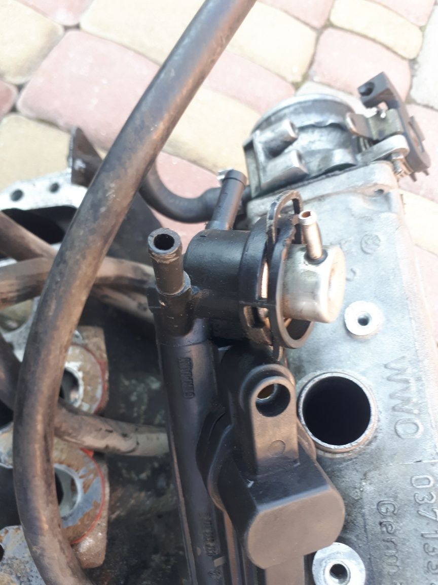 2.0 . дросель потенциометр колектор VW