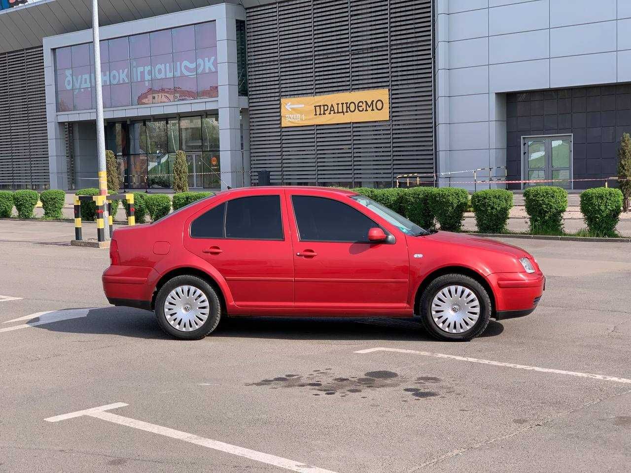 Авто Volkswagen Bora 2000р. 1,6 бензин, обмін (внесок від 20%)