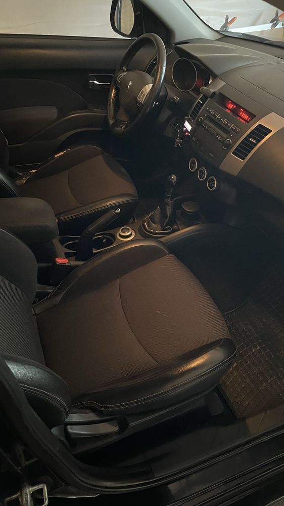 Peugeot 4007 2.2 HDI