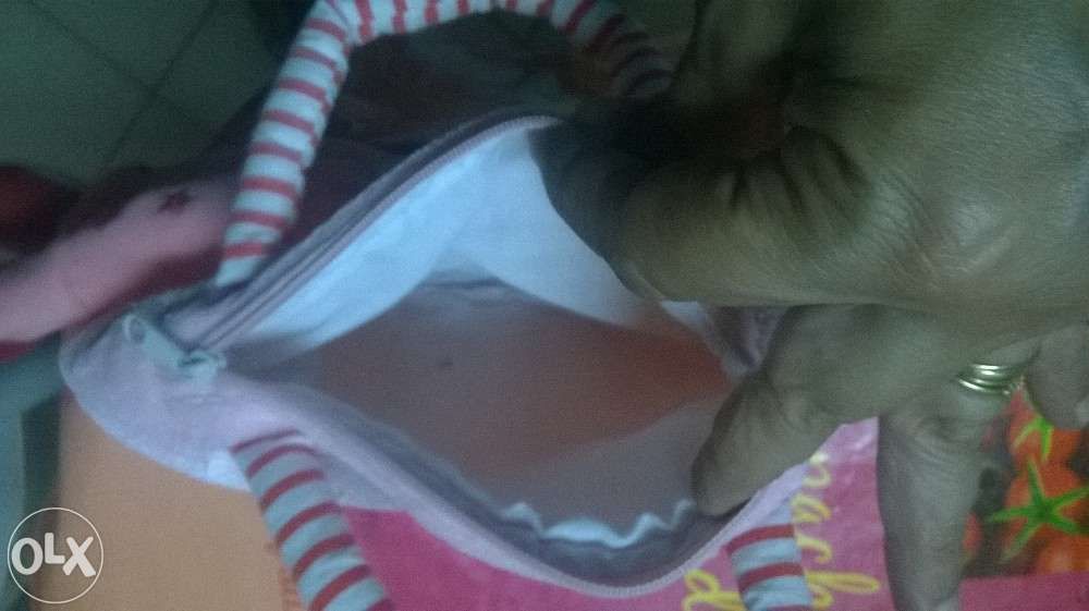 Mala criança boneca cor rosa