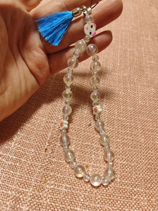 Zawieszka do telefonu komórkowego