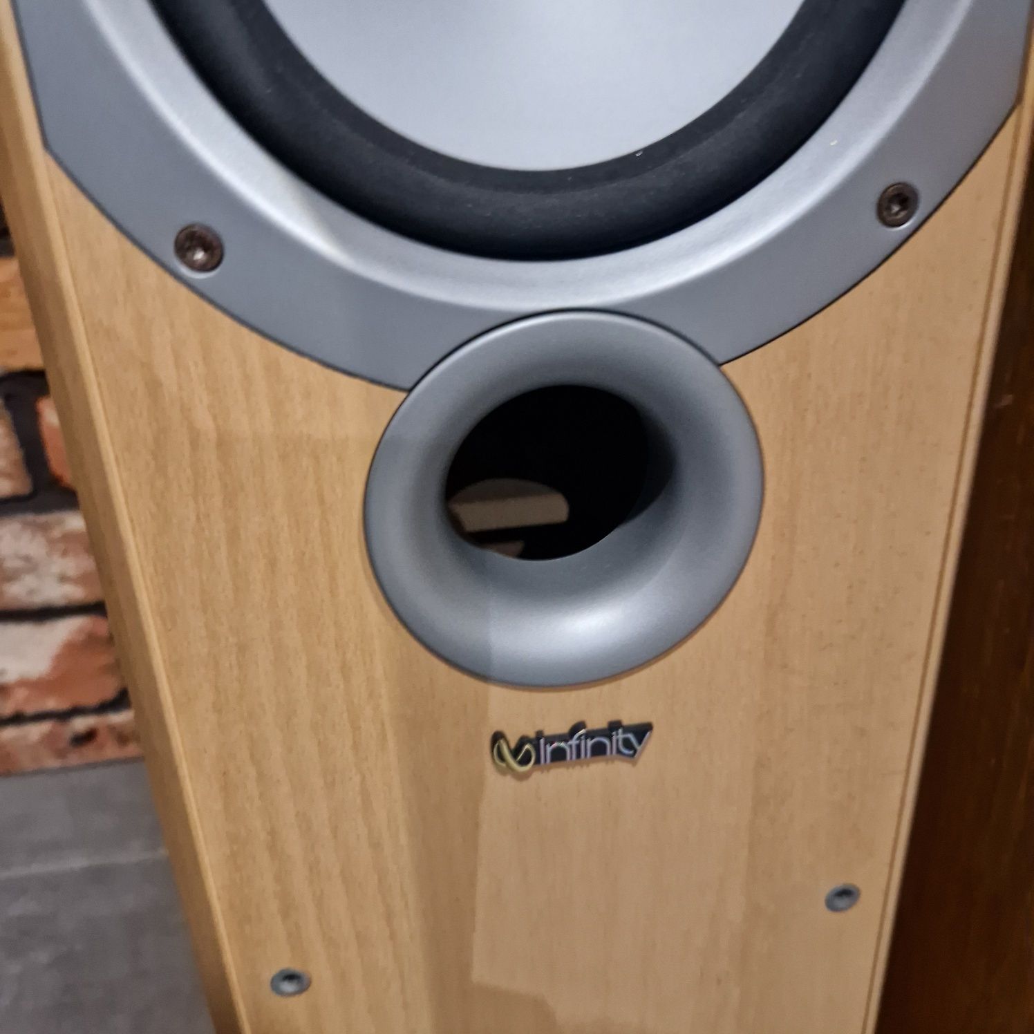 Kolumny infinity primus 360