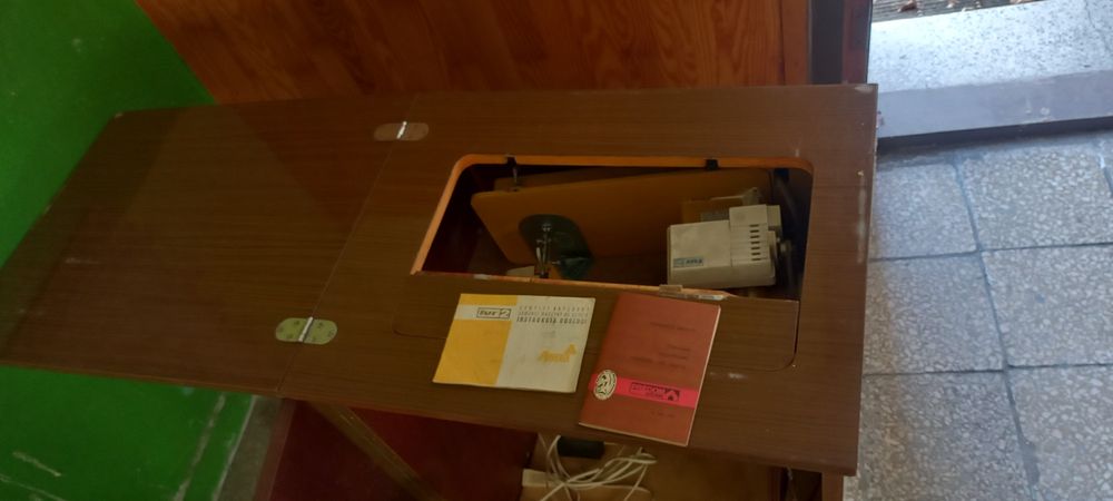 Skrzyniowa Maszyna do szycia Tur 2